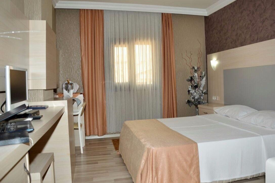 Florya Aparthotel 2*