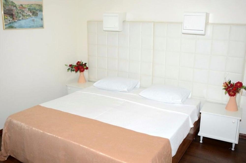 Florya Aparthotel 2*